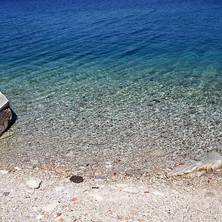 With A Parking Space Iz, Iz - 23158 Veli Iž