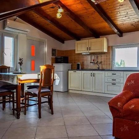 Apartment With A Parking Space Iz, Iz - 23158