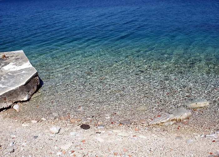 With A Parking Space Iz, Iz - 23158 Veli Iž