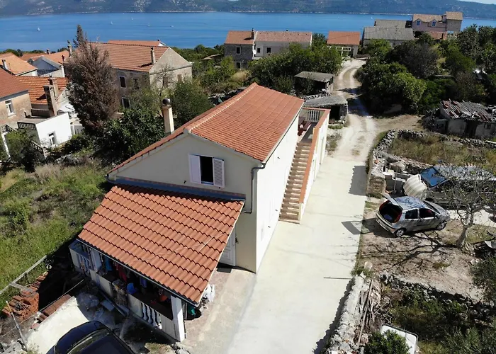 With A Parking Space Iz, Iz - 23158 아파트 *